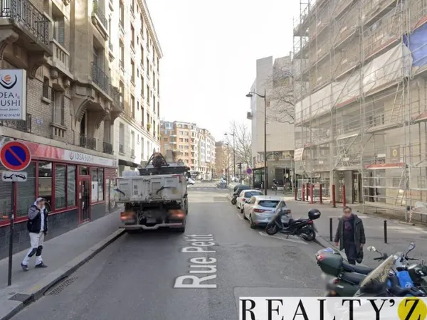 Boutique 2 pièces 124 m²