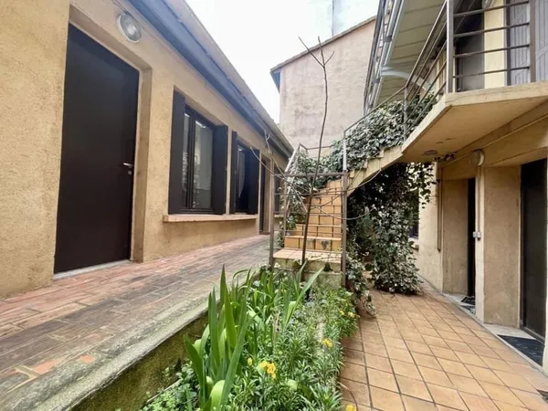VENTE : Appartement duplex T1b , Quartier Port Saint Sauveur