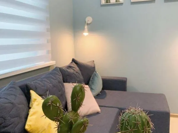 Paris 18 - rue Ordener - Studio 15m² - cave - 567€