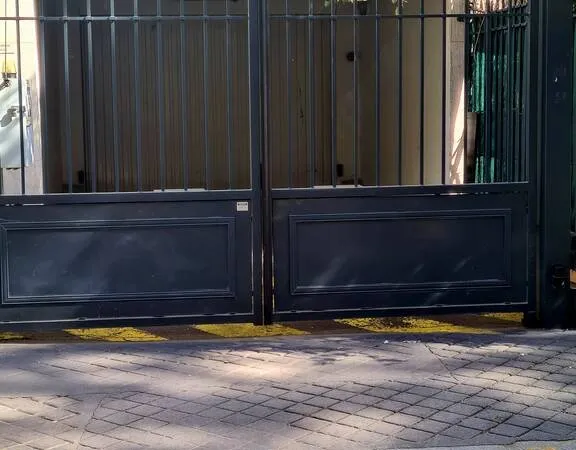 Garage/Parking