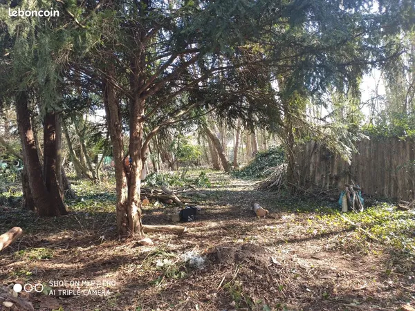Terrain de loisirs à 30 min de Versailles et 1h de paris