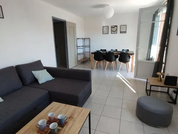 Coloc 2 chambres - Chambre verte