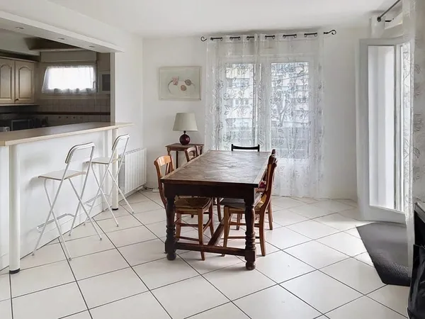 Appartement 5 pièces, avec Parking et Cave Yerres
