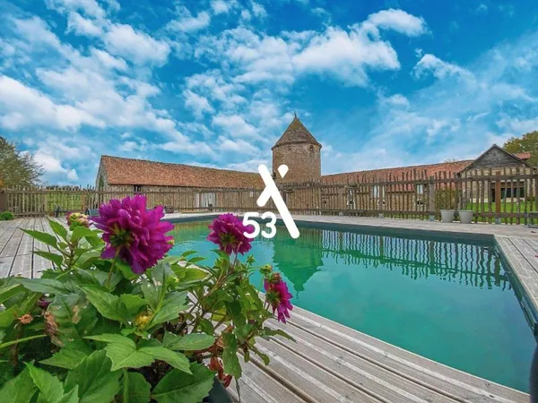 Maison 10 pièces 318 m²