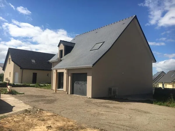 MAISON ETAGE 3 CHAMBRES B
