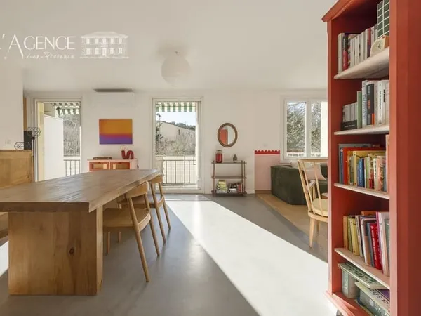 EXCLUSIVITÉ - Appartement 4 pièces avec balcon, cave et stat