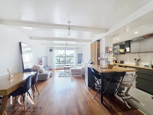 Grand 2 pièces avec terrasse proche toutes commodités