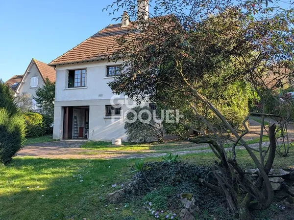 Le PECQ limite MARLY LE ROI - MAISON 103m2 3-4 CHAMBRES
