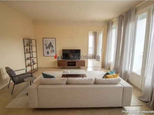 APPARTEMENT MOULIN A VENT 4 CHAMBRES BALCON