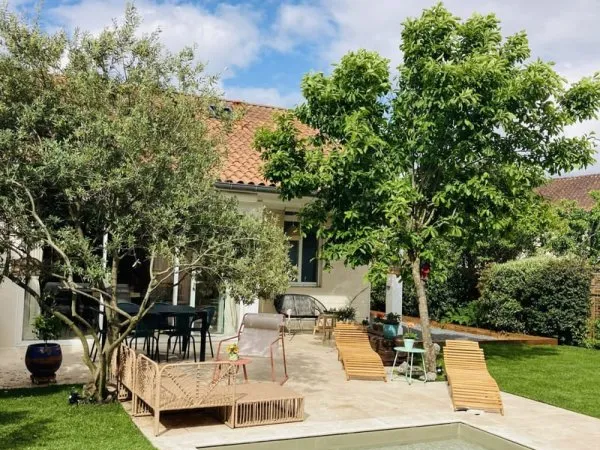Belle maison T6 avec Garage et Piscine / Bordeaux Caudéran p