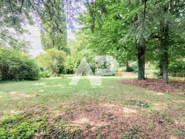 Terrain 1450 m²
