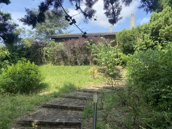 St Cyr au Mont d'Or
