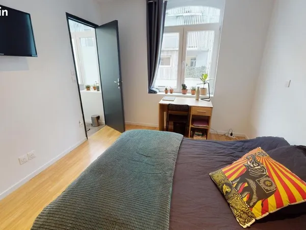 Maison 9 pièces 243 m²