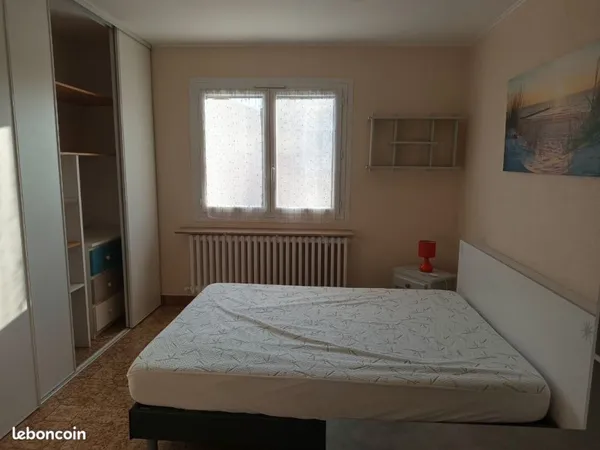 Chambre/studette entrée indépendante