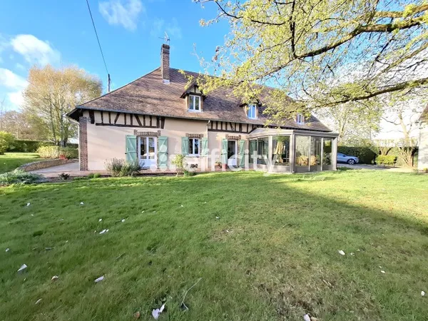 Maison 7 pièces 196 m²