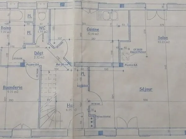 Maison familiale avec dépendance au coeur de la nature - Charme et tranquillité garantis !