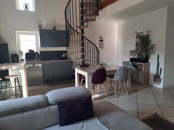 Appartement climatisé La Coucourde 88 m2