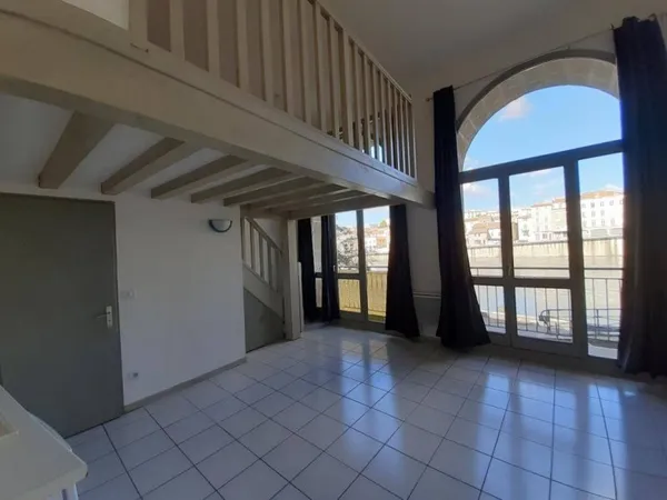 Studio 1 pièce 22 m²