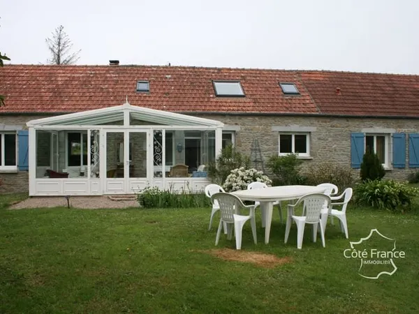 MAISON DE CAMPAGNE PROCHE MER