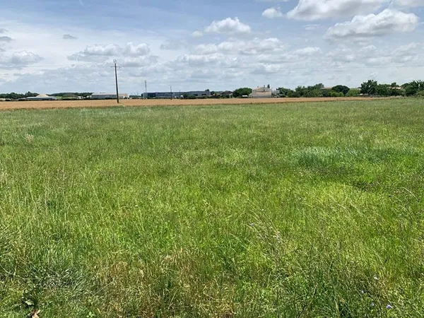 Terrain 638 m²