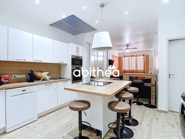 Maison de ville 8 pièces 155 m²