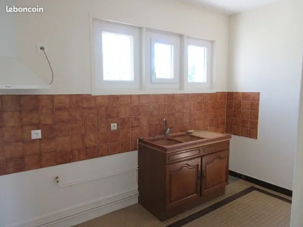 Maison 3 pièces 77 m²