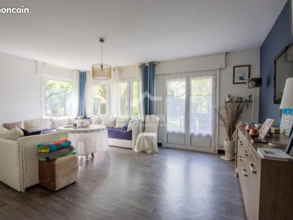 Maison 8 pièces 125 m²
