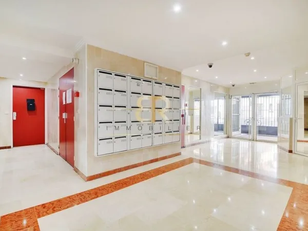 APPARTEMENT DE STANDING 3 CHAMBRES 3 SDB ET PARKING