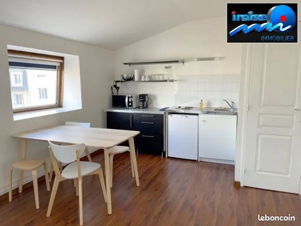 Studio 1 pièce 24 m²