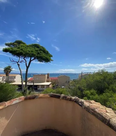 Maison 5 pièces 140 m²