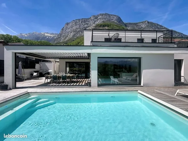 Maison 4 pièces 160 m²