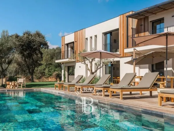 Olmeto, Abbartello, 6 chambres, piscine à débordement, vue mer p