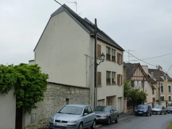 PROCHE GARE ET CENTRE VILLE