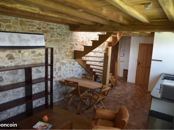 Maison 2 chambres tt compris : internet eau électricité