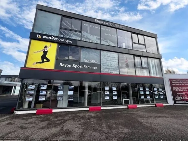 Local 180 m²