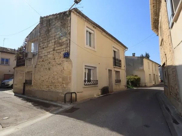 Immeuble 2 lots MAUGUIO proche centre ville