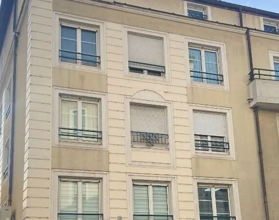 Stationnement Location Caluire-et-Cuire   112€