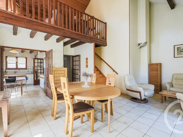 Maison 6 pièces 112 m²