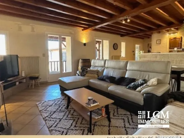 Maison 4 pièces 138 m²