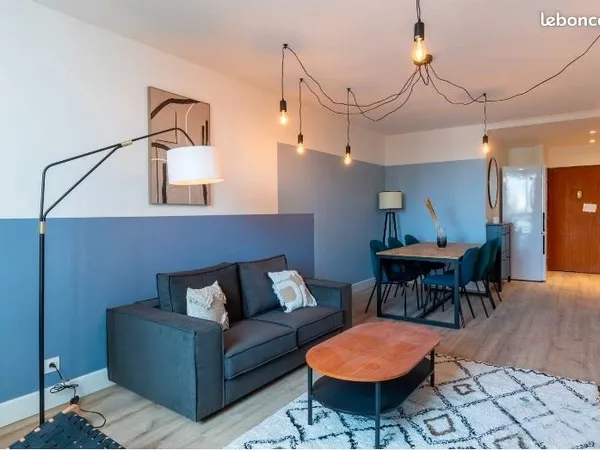 Chambre 1 pièce 9 m²