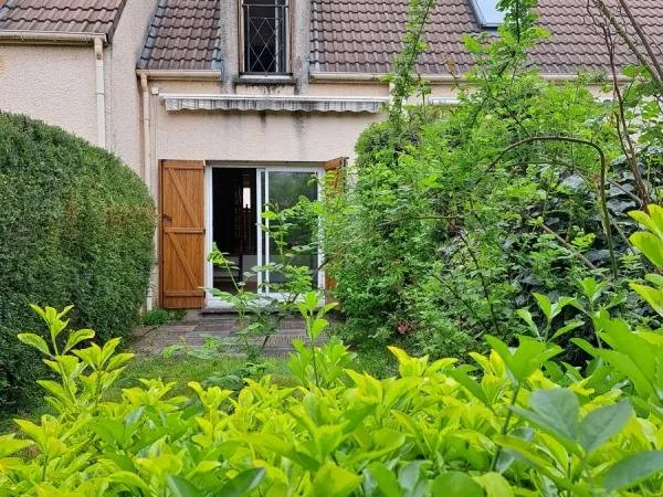 Agréable maison de ville de 4 pièces à Bois-d'Arcy
