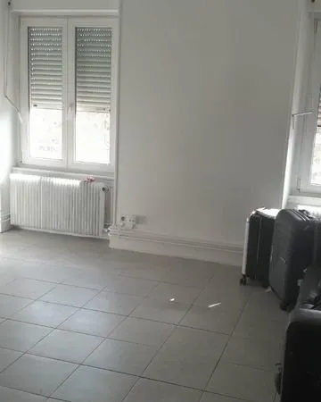 Location grand F2