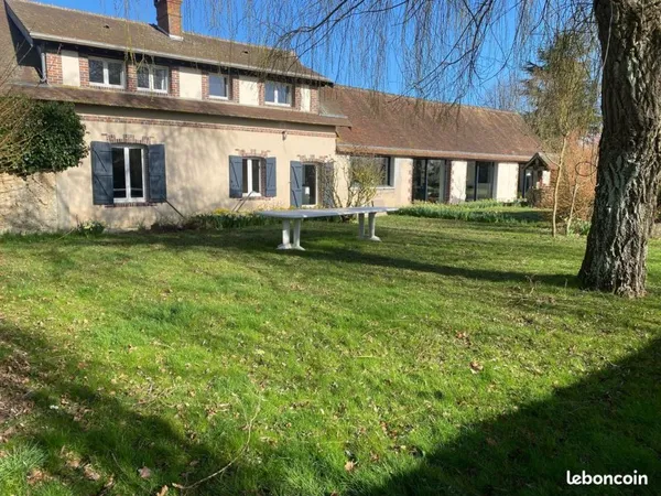 Longère 6 pièces 180 m²