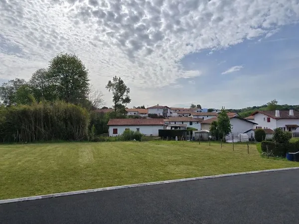 Terrain plat viabilisé
