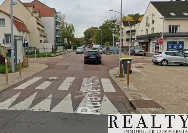 Boutique 2 pièces 55 m²