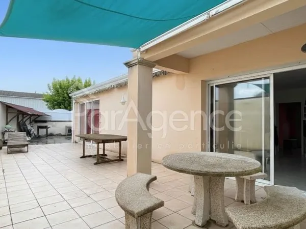 Maison 5 pièces 162 m²