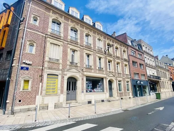 Local commercial / Bureau - Centre-ville - 55m²
