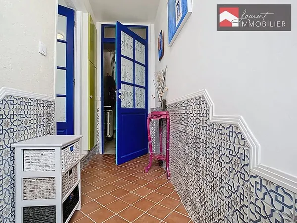 Au coeur de Tournus : Maison de ville de caractère -180 m² - Beaux volumes