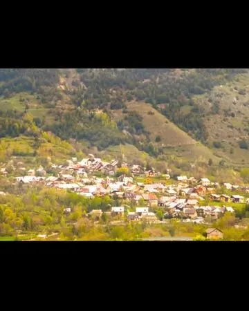 Terrain agricole a louer de 260m2 a saint martin de queyrières au lieu dit champs gaillard en lande