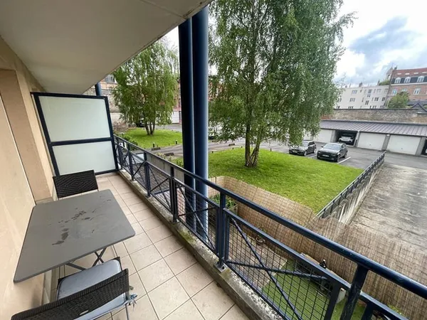 VIEUX LILLE - T2 AVEC TERRASSE